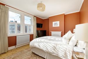 Bedroom- click for photo gallery